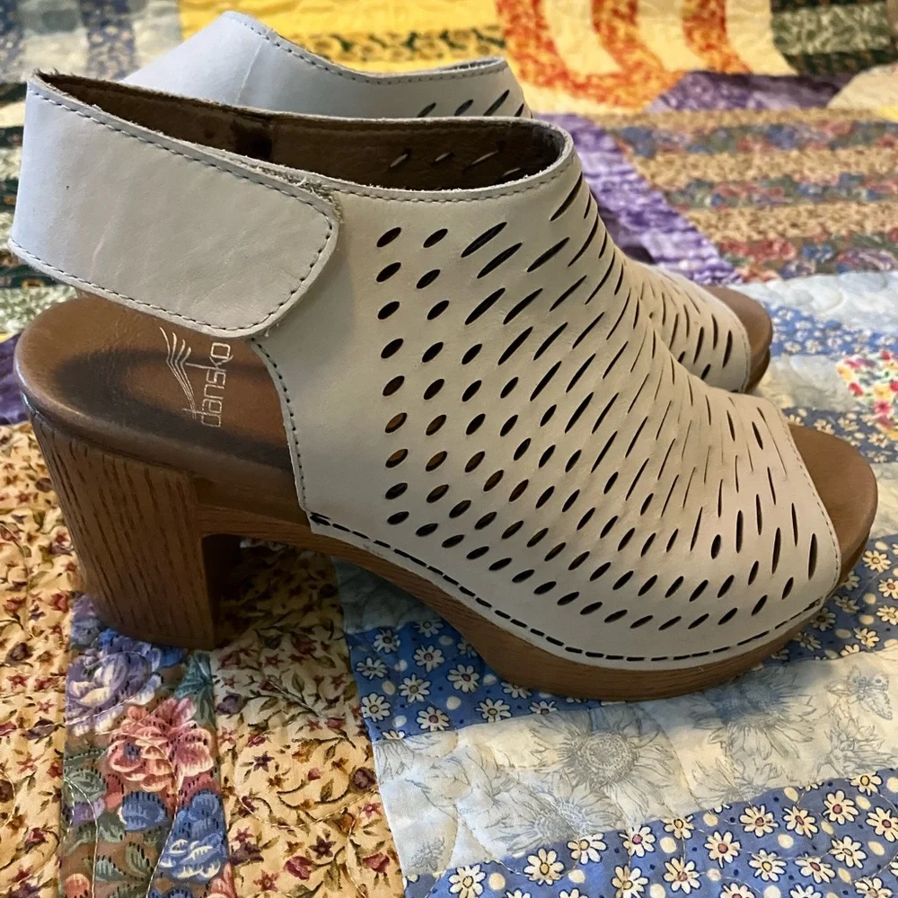 Women's Dansko Cream Peep-Toe Heeled Sandals - Picture 2 of 6